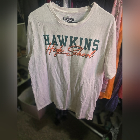 HAWKINS HIGH SCHOOL Stranger Things YEAR OF THE TIGER TSHIRT SZ 2XLT 46/48 - Picture 2 of 3